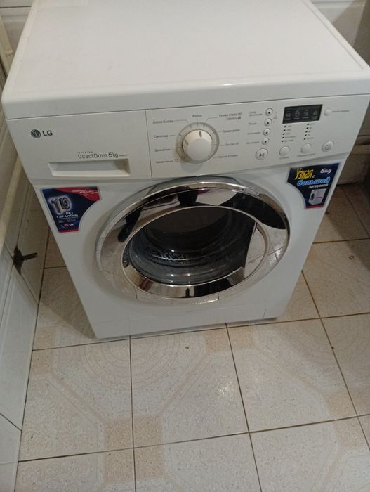 Пральна / стиральная машинка LG 5кг прямой привод.