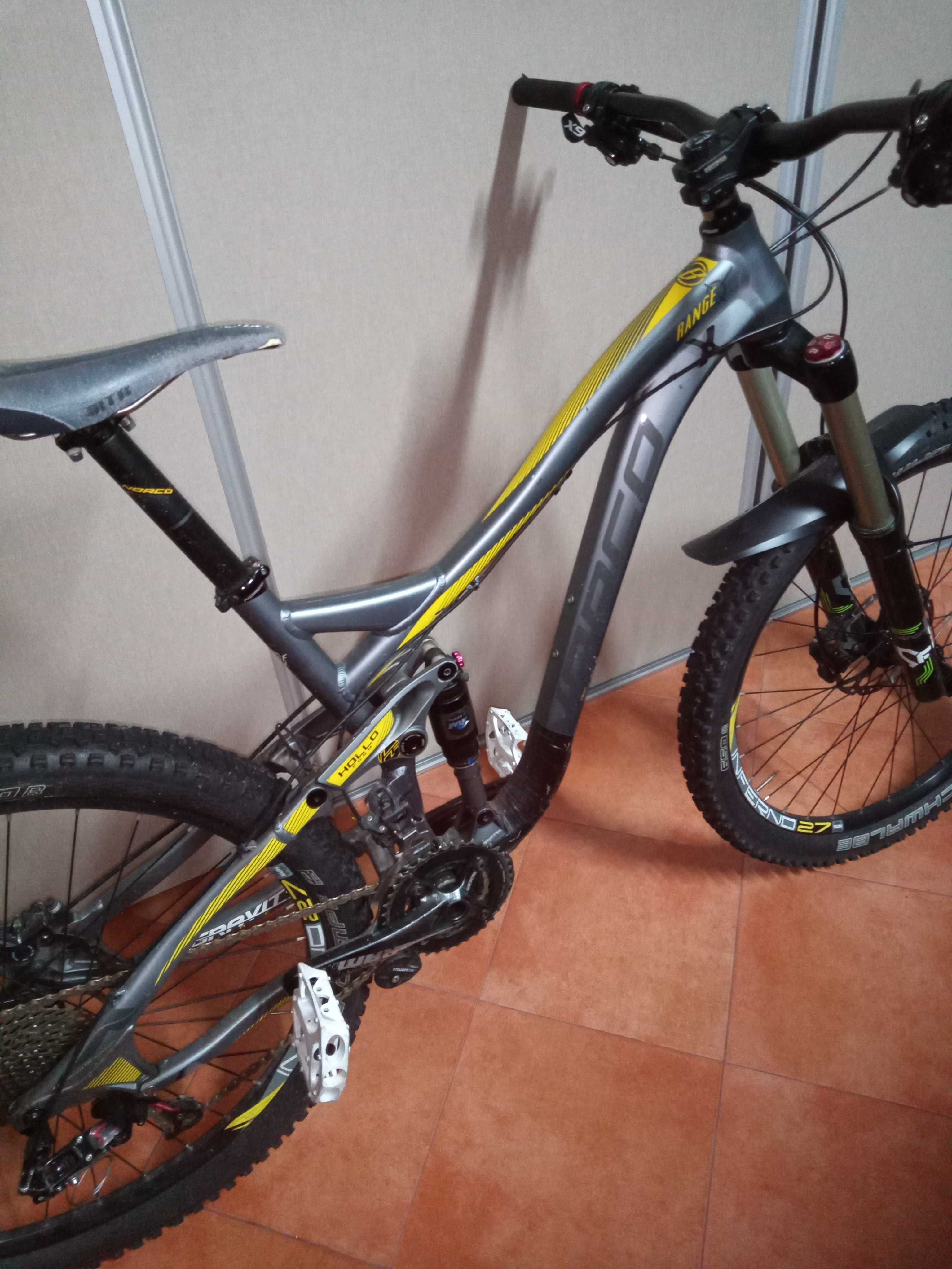 Bicicleta enduro NORCO