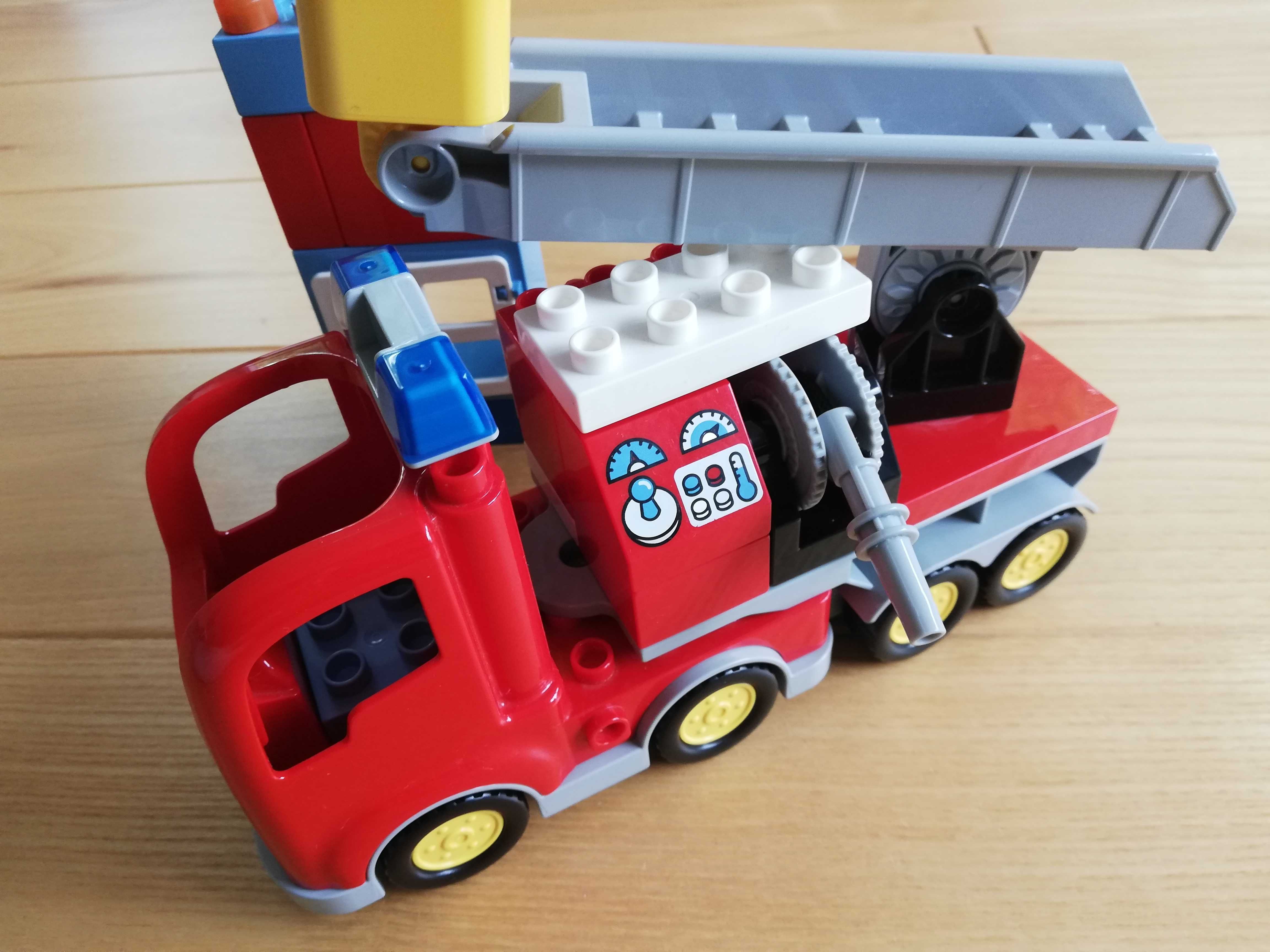 LEGO Duplo 10592 wóz strażacki