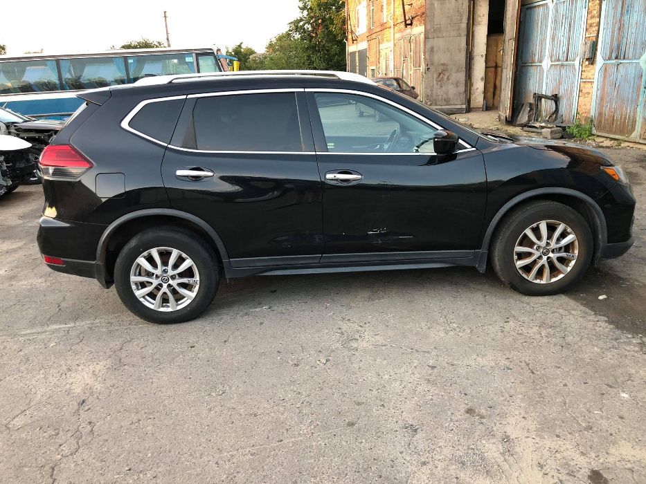 Nissan Rogue Ниссан Рог 18 г цвет G41 дверь двери в сборе перед задние