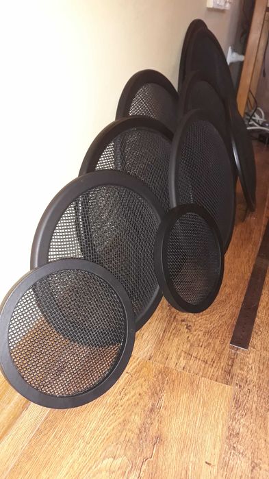 Сетки (решетки, ободки, подиумы, грили, кольца) на динамики (колонки)