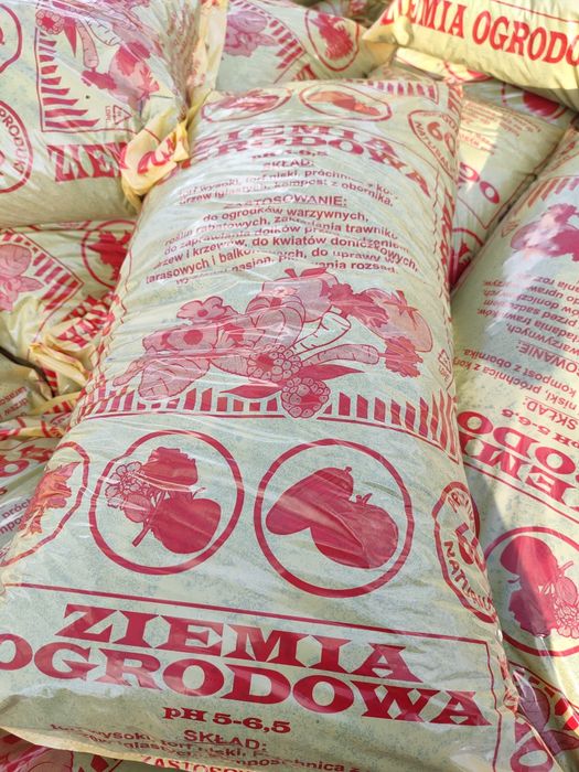 Torf kwaśny i odkwaszony 60l transport ziemia ogrodowa kora sosnowa