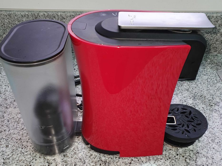 Máquina de Chã Nestlé Special T - França - Suíça - Bélgica - Alemanha