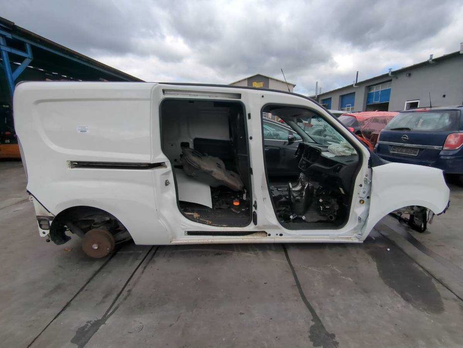 BŁOTNIK FIAT DOBLO 2 II OPEL COMBO 10-22r max  ćwiartka błotnik próg