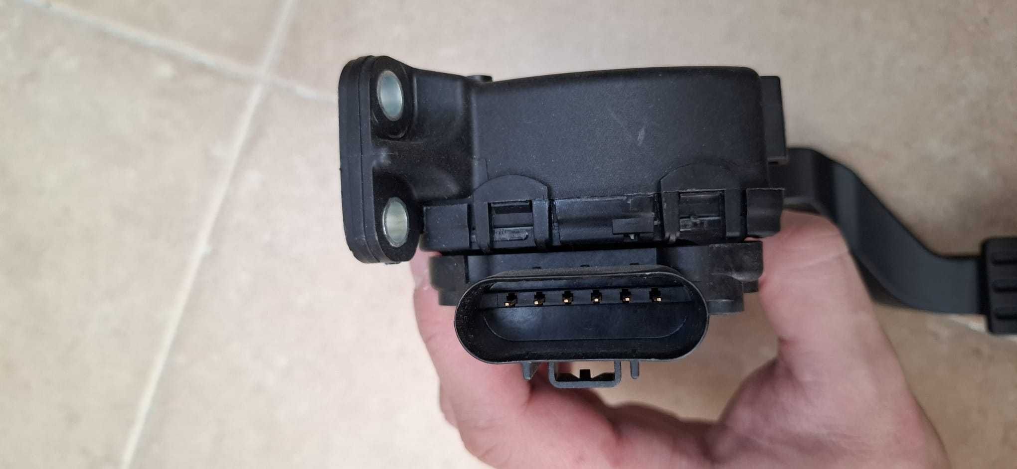 Pedal acelerador novo p/ Ford Fiesta MK5