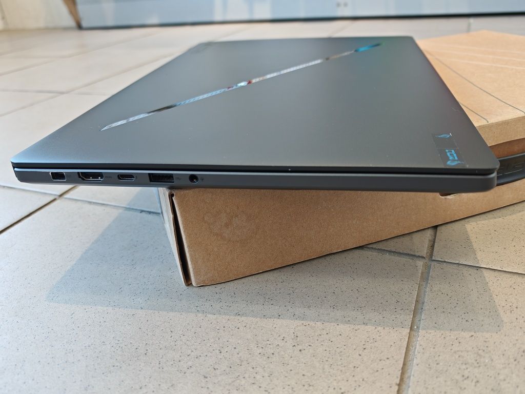 Ігровий ASUS ROG Zephyrus G16 16" 240Hz/ Ultra 7 155H/16GB/1TB/RTX4070