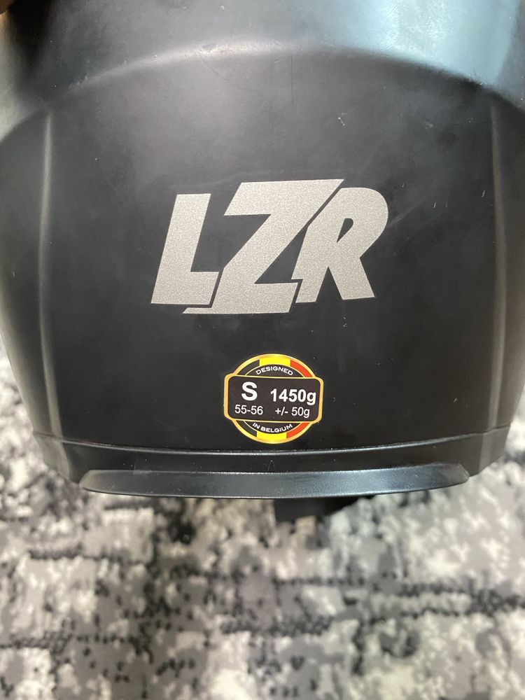 Шлем LZR черного цвета