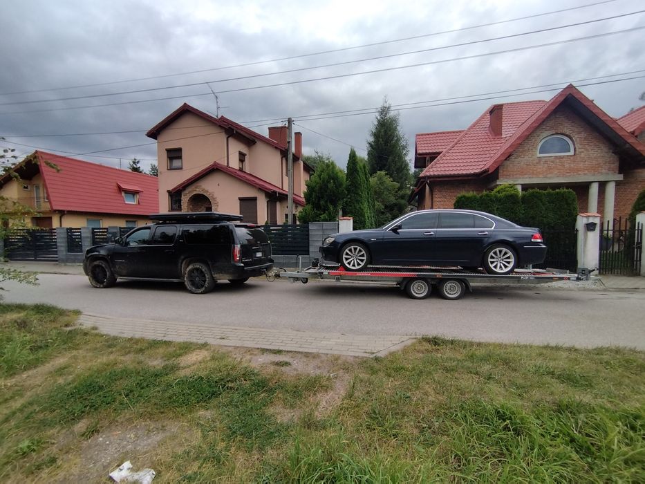 laweta transport holowanie BUS SUV do 2.7t 9m przyczepa usługi 7 osób