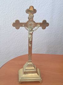 Vintage krucyfiks stojący mosiądz połowa XX wieku ,Francja