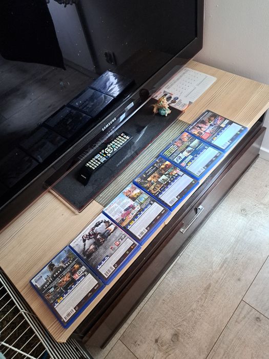 Sprzedam gry na ps4