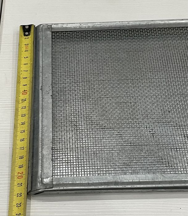 Клещеулавливающая подставка в улей вулик бджоли пчелы Стамеска пасічна