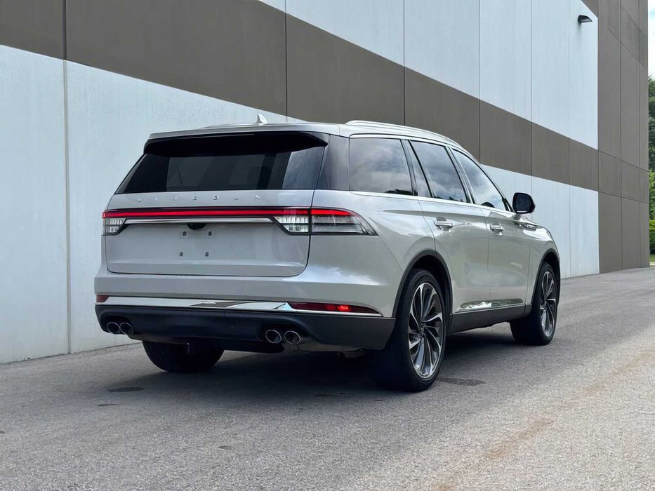 Lincoln Aviator      2020