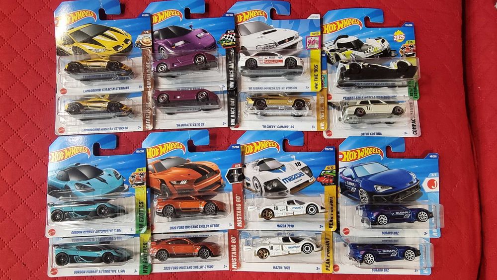 HotWheels novos em caixa para venda.