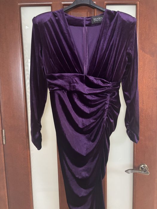 Sukienka SAX35TH piękna, raz ubrana