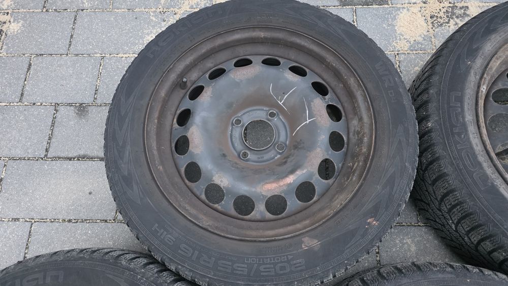 Koła Felgi Z Oponami Zimowymi 6,5Jx16 4x108 ET 20 Stalowe Kołpaki Grts