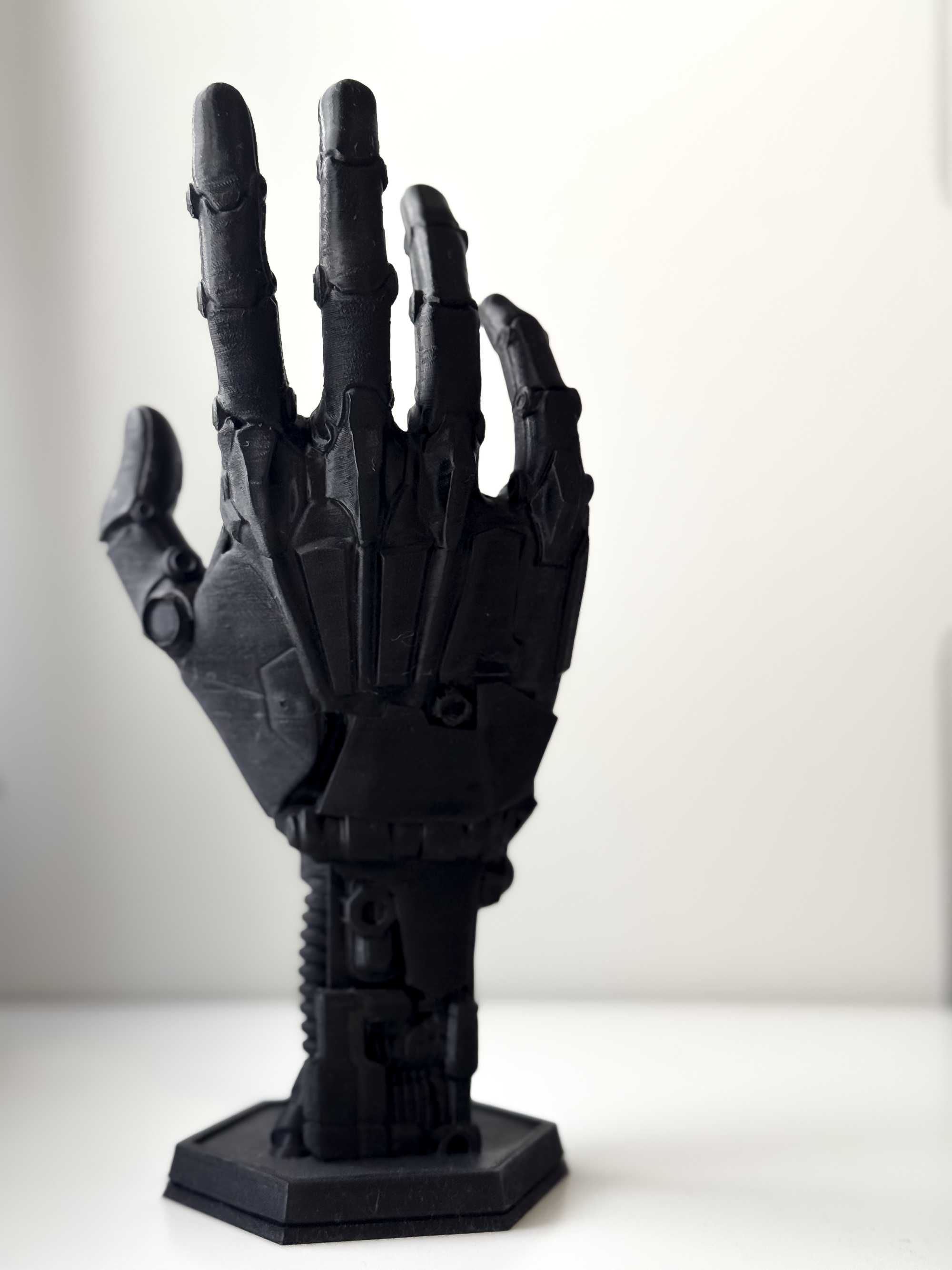 Suporte Gamer em Forma de Mão Robótica