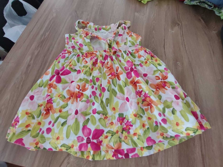 Vestido fresco e colorido