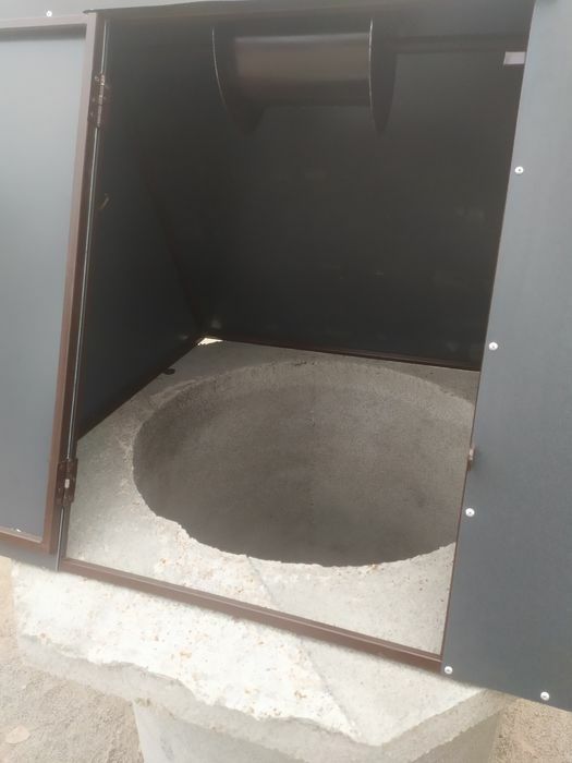 Накриття для криниці. Домік. Корба.