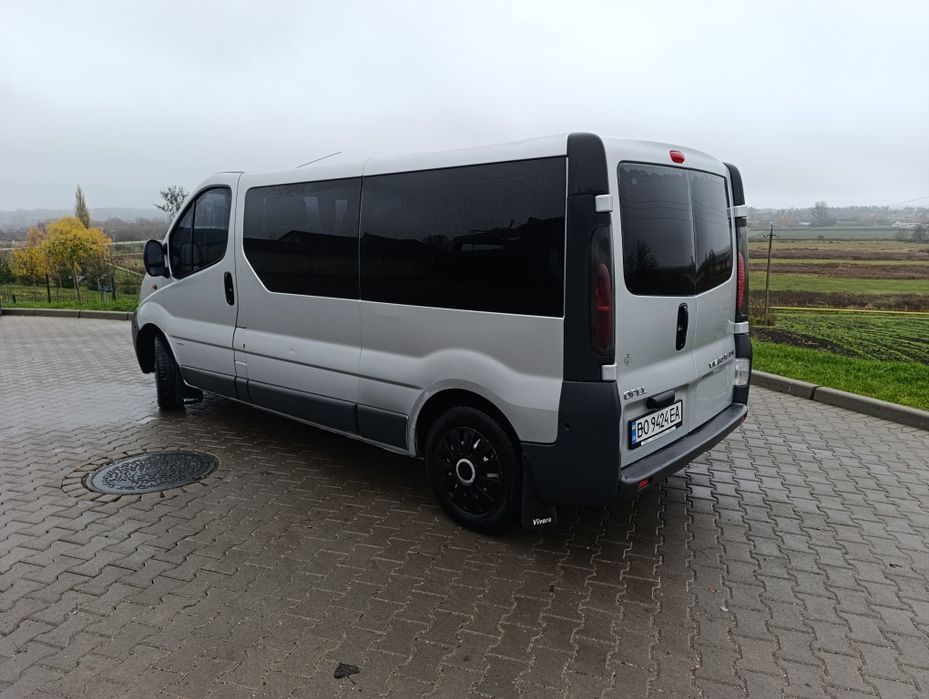 Опель віваро 1.9