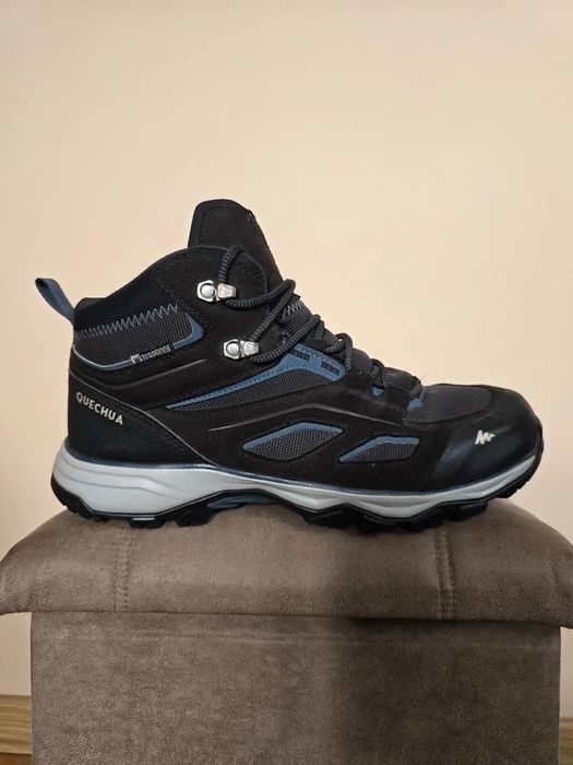 Buty Quechua za kostkę rozm. 42 wodoodporne
