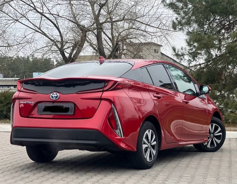 Продам гарного Prius Prime Plagin.100% рідним пробігом