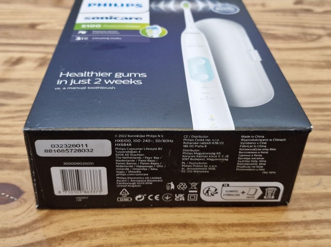 Nowa szczoteczka soniczna Philips Sonicare 5100 z etuii