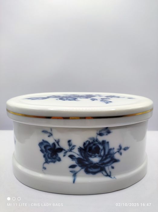 Bomboneira da Vista Alegre Antiga Floral em tons de Azul 15,5 x13,5 cm