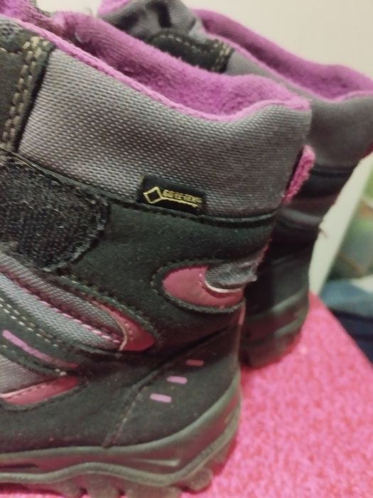 Продам черевики Superfit