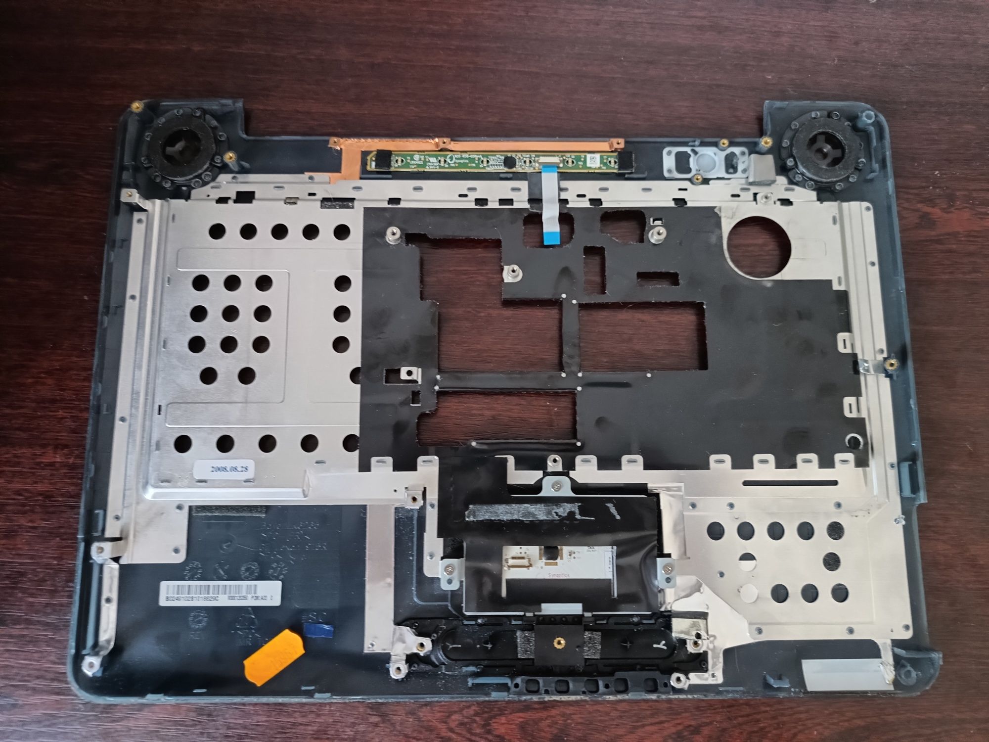 Palmrest Touchpad Toshiba Satellite A305/A300