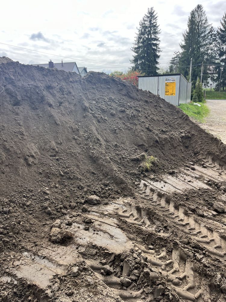 Ziemia humus/podniesienie terenu/gruz/pospółka