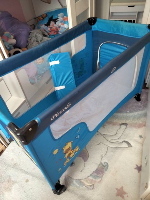 Łóżeczko turystyczne składane