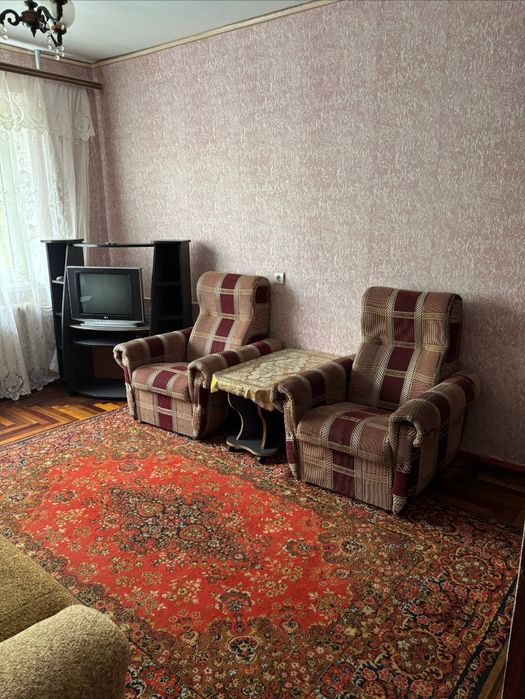 Сдам 3 комнатную квартиру Хортицкой район