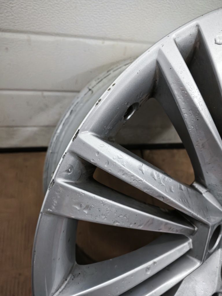 Felga alu 5x112 19" Skoda Superb III J8 ET44