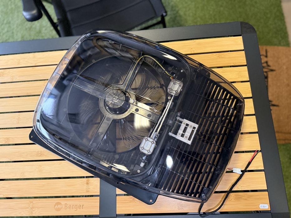 Okno dachowe z wentylatorem PLUSFAN 400x400 mm