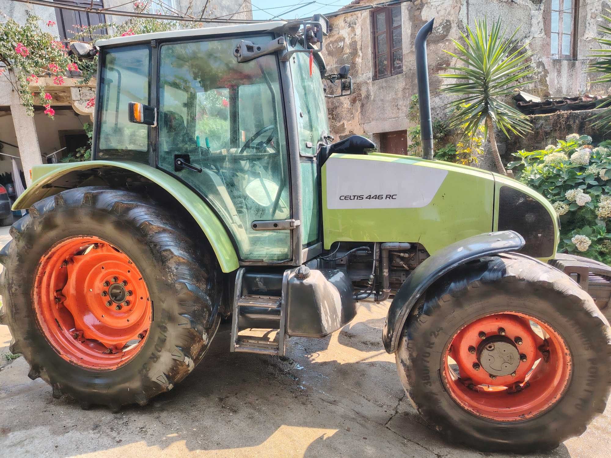 Trator Claas Celtis 446 RC