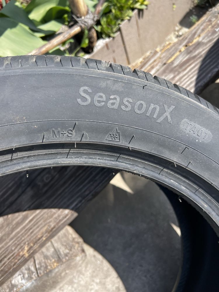 Продам пару резины Шини Triangle SeasonX TA01 225/55 R19