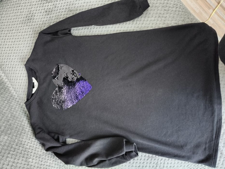 Sukienka dresowa Reserved dla dziewczynki 134/140