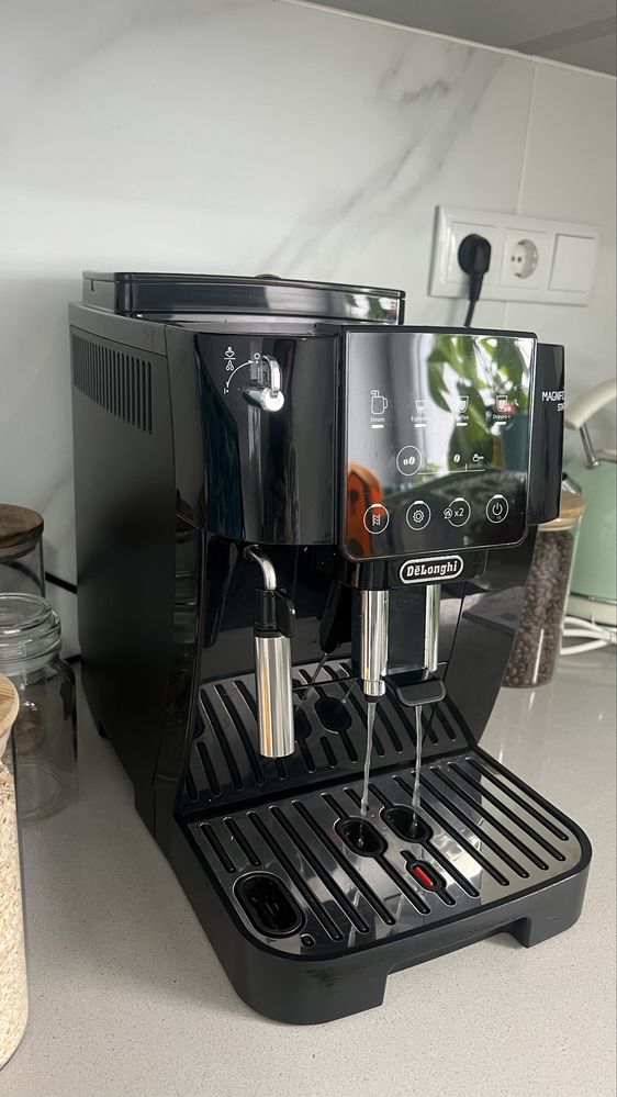 Maquina café automatica Delonghi