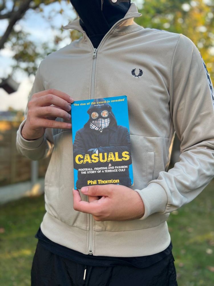 Книга Casuals/ stone island/ cp company/стонік
