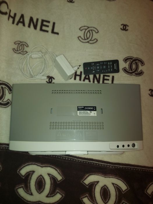 Музыкальный центр Philips BTM2280W/12.