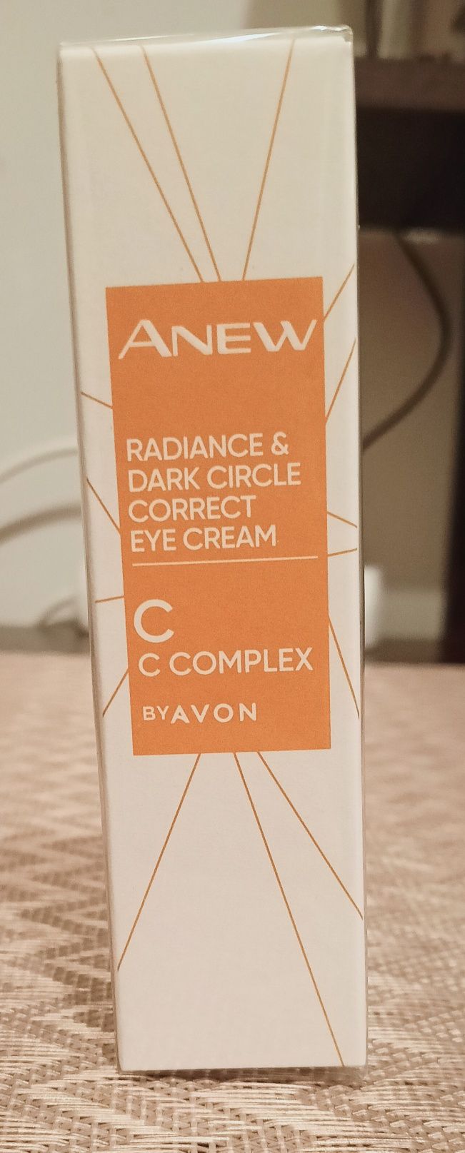 Avon rozświetlający krem pod oczy Complex C 15 ml
