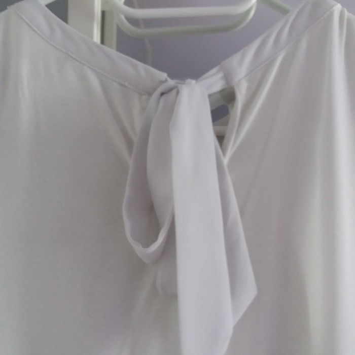 Biała bluzka Orsay bez rękawów z wiązaniem na szyi S