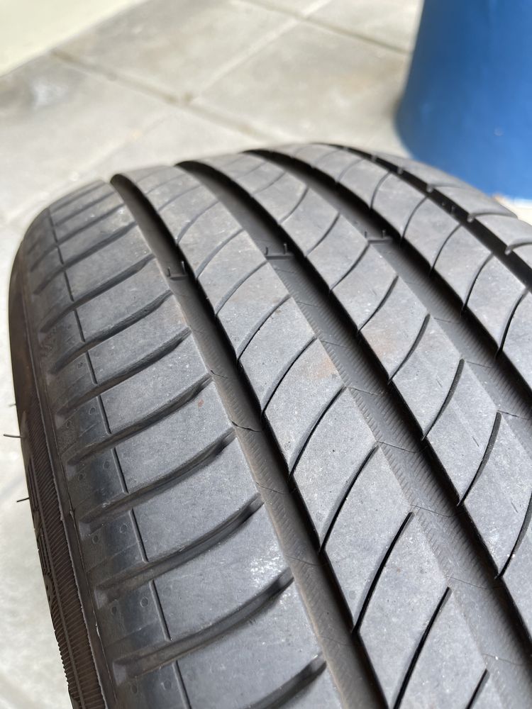 Pneus Michelin Primacy 4 - 255/50 R18 - 99W