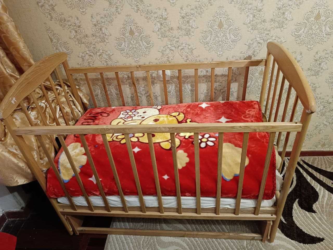Детская кроватка Манеж