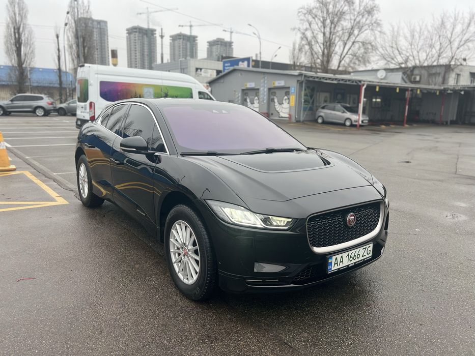 Jaguar I pace 2018