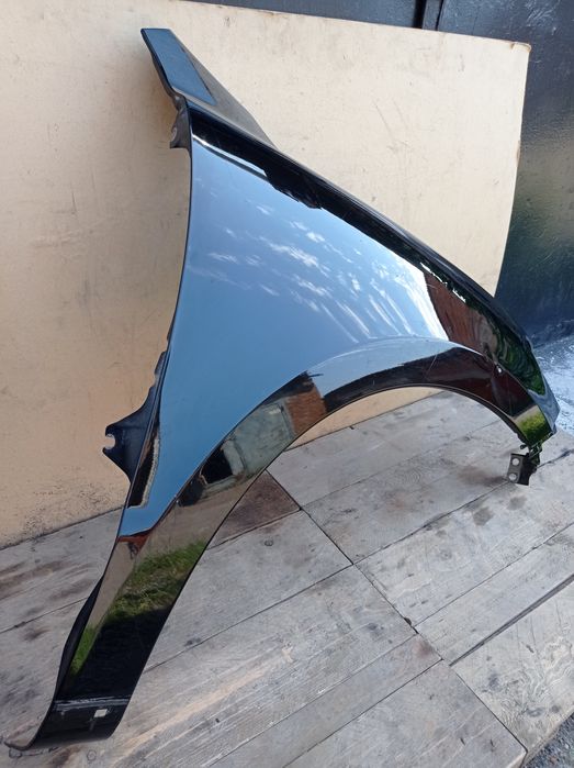 Hyundai Santa Fe II крило