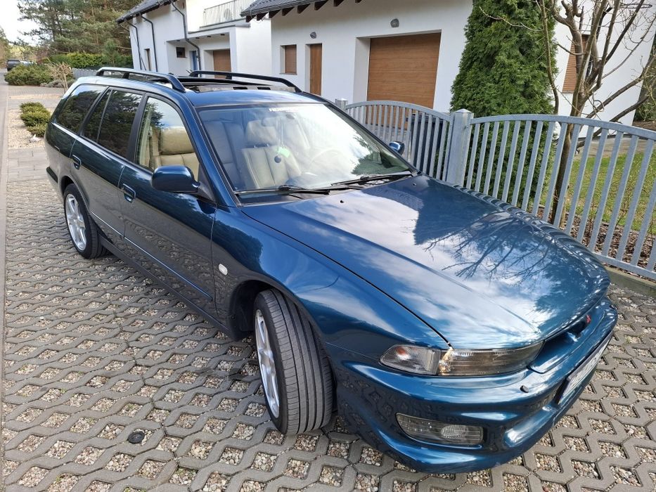 Mitsubishi Galant Avance 2.5 V6