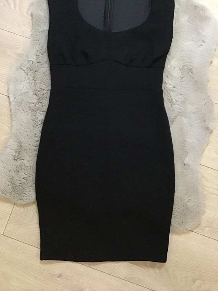 Guess sukienka damska S mała czarna dopasowana elegancka 36