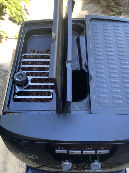 Máquina de Café DeLonghi Caffè Corso