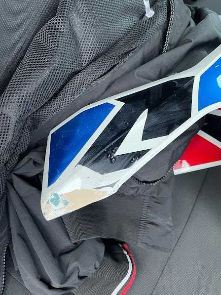 Limpeza e lavagem de viaturasReparação em jantes e plásticos